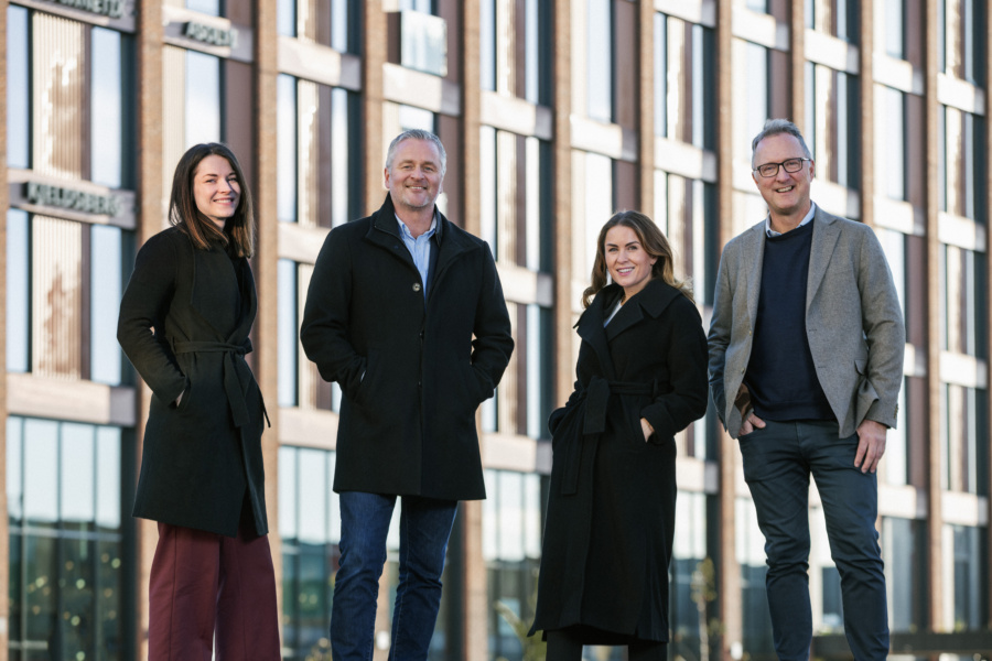 Bilde GM Madeleine, Morten, Cathrine og Ole Petter ute